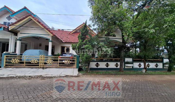 Dijual Rumah Luas Dan Asri Di Jatibening  1