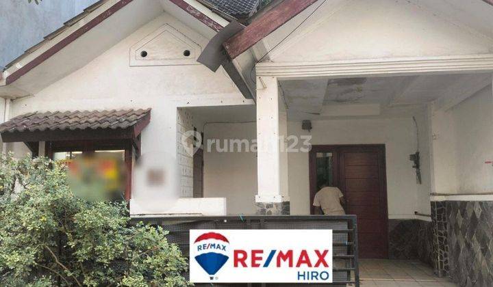 Dijual Rumah Strategis dan Nyaman Dekat LRT, Bekasi 
 1