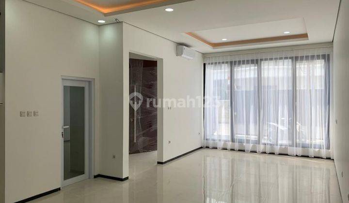 Rumah Pluit Brand New Siap Huni Minimalis Cantik 1