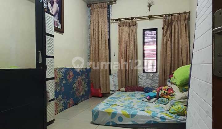 Rumah Pluit Minimalis Rapih Siap Huni 3.5 Lantai