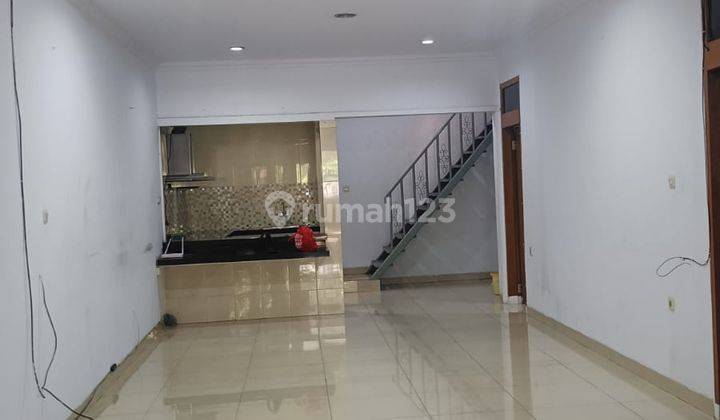 Rumah Sunter Agung 7x14 Bangunan 1.5 Lantai Siap Huni 1