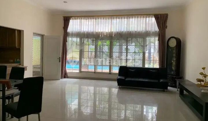 Rumah Garden House Pik Luas 10x25 Rapih Siap Huni