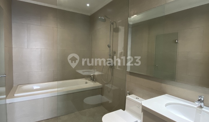 Jakarta Tower Apartment 2 BR Azure Tower Brand New 2