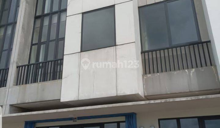 Disewa Ruko Gravitas Lavon Swan City 3 Lantai  1