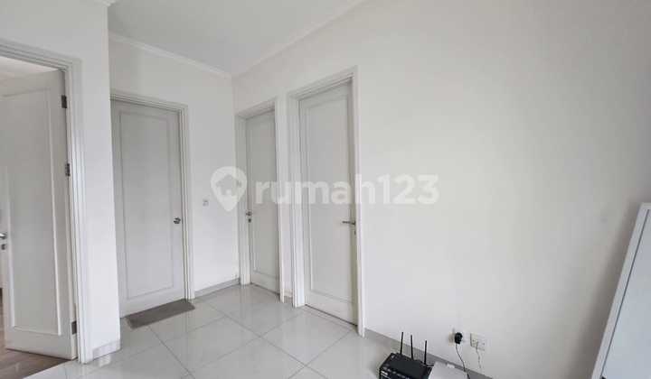 Dijual Murah Banget Rumah 2 Lantai di Suvarna Sutera Semifurnish Siap Huni 2