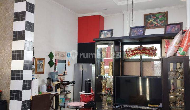 Dijual Rumah 3 Lantai Full Furnish Strategis Dekat Bandara  2