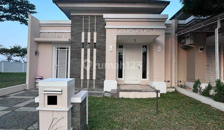 Dijual Atau Sewa Rumah 1 Lantai di Suvarna Halaman Belakang Rapi 1