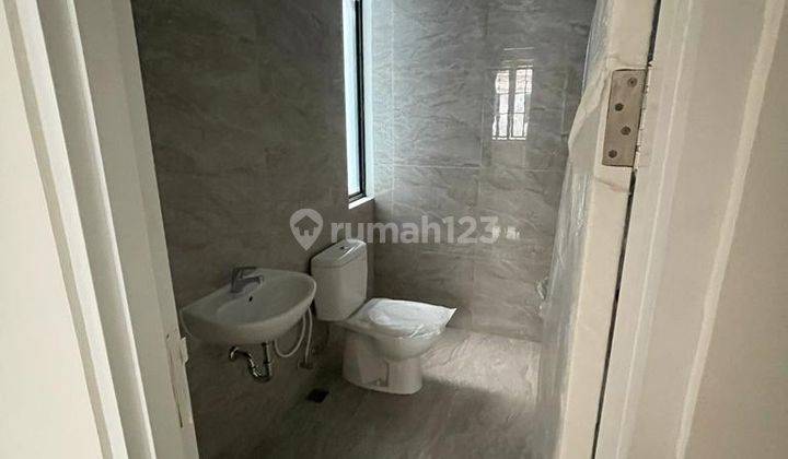 Rumah baru cluster margonite Lavon 1 swan city Tangerang 3