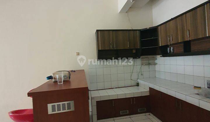 Rumah 2 lantai dengan rooftop di Talaga Bestari Tangerang 6