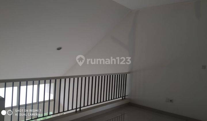 Rumah Cakep Strategis 2 Lantai Rapi Siap Huni di Elysia Suvarna 2