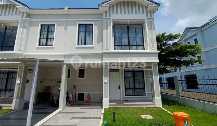 Disewakan Rumah Cantik 2 Lantai Semifurnish Siap Huni di Lavon Swancity Disewakan Rumah Cantik 2 Lantai Semifurnish Siap Huni di Lavon Swancity