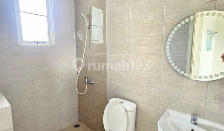 Rumah Hoek 2 Lantai Murah Di Suvarna Sutera Tangerang Dekat Golf 2