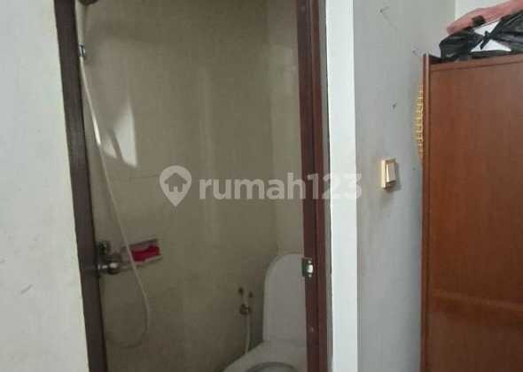 Jual Cepat Rumah di Green Lake Cluster Asia 2,5 Lantai Siap Huni 2