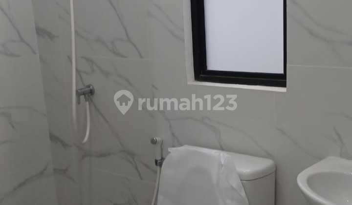 House for Rent, 2-story Corner Unit, Citrine Cluster. 2