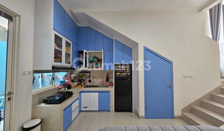 Murah Banget..!!! Rumah 2 Lt Suvarna Sutera Cluster Catriona Tangerang 2