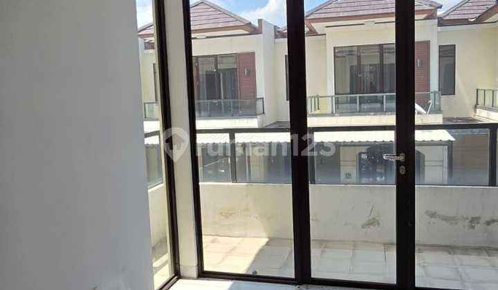 Dijual Cepat Rumah Di Enchanta Lavon Swan City Tangerang Dijual Cepat Rumah Di Enchanta Lavon Swan City Tangerang