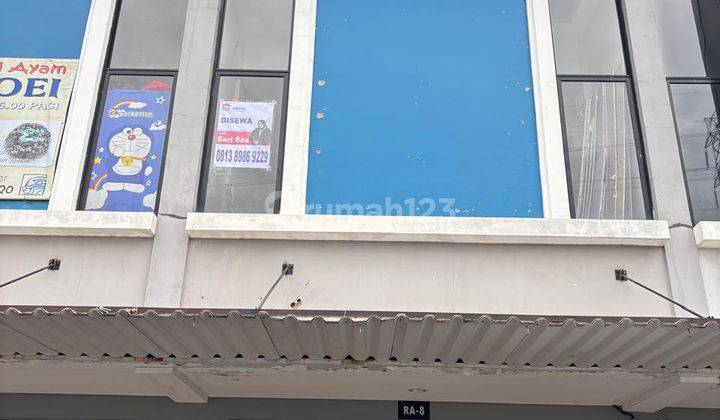 Disewakan Ruko 2 Lantai di Sebelah Pintu Utama Pasar 8 Suvarna 2