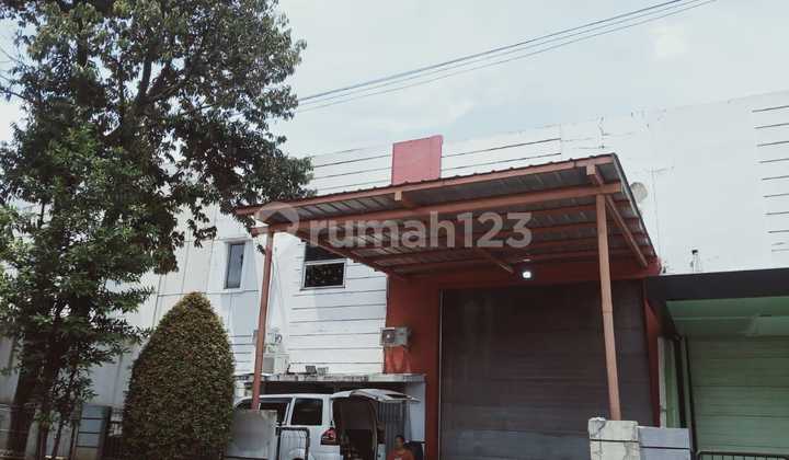 Dijual Gudang Siap Pakai di Taman Tekno BSD Ada Ruang Office 