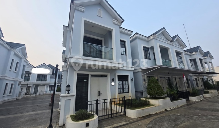 Rumah Cantik Hook di Lavon 2 Cikupa Kondisi Standar Belum Pernah Huni