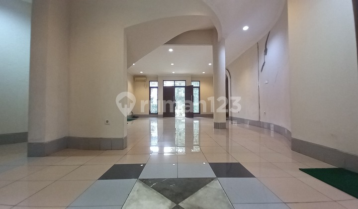 Dijual Rumah Megah Super Luas di Suvarna Padi 5 Menit ke Pintu Tol Dijual Rumah Megah Super Luas di Suvarna Padi 5 Menit ke Pintu Tol