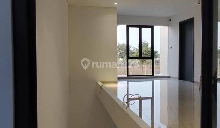 Dijual Rumah Mewah Semifurnish di Suvarnaa Suteraa Siap AJB 2