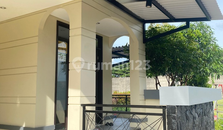 Dijual Cepat Rumah Hoek Lavon Swan City Siap Huni Bersih Rapi Cikupa Tangerang 2