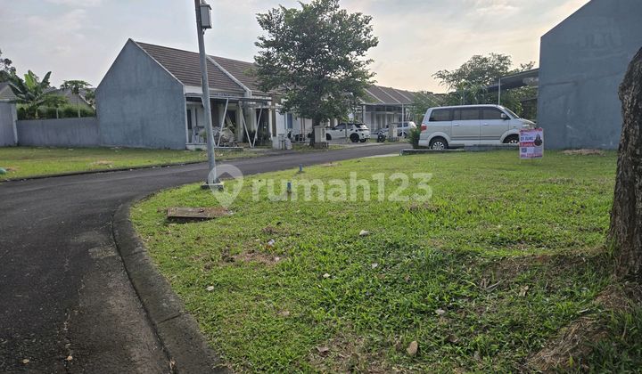 Cheap Corner Lot for Sale in Fedora Cluster, Suvarna Sutera Tangerang