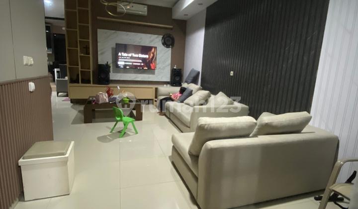 Dijual Rumah Full Renovasi 3 Lantai Semifurnish View Golf Suvarna Padi 2