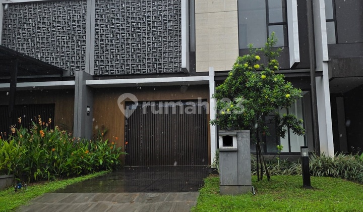 Dijual Rumah Rapi Terawat Siap Huni di Suvarna Sutera Eldora