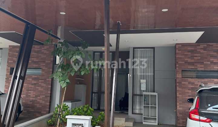 Dijual Cepat Rumah Rapi Furnished Mewah Full Interior di Suvarna Sutera Dijual Cepat Rumah Rapi Furnished Mewah Full Interior di Suvarna Sutera