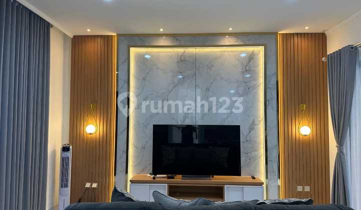 Dijual Cepat Rumah Rapi Furnished Mewah Full Interior di Suvarna Sutera 2