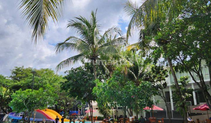 kolam renang kavling hoek di boulevard perumahan