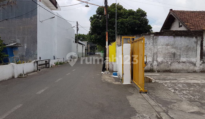 Tanah & gudang Di sedati juanda Dengan Luas 4.500m2,Bangunan 1.009m2 4