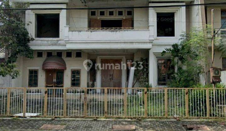 Rumah usaha di Jl. Musi disewakan 1