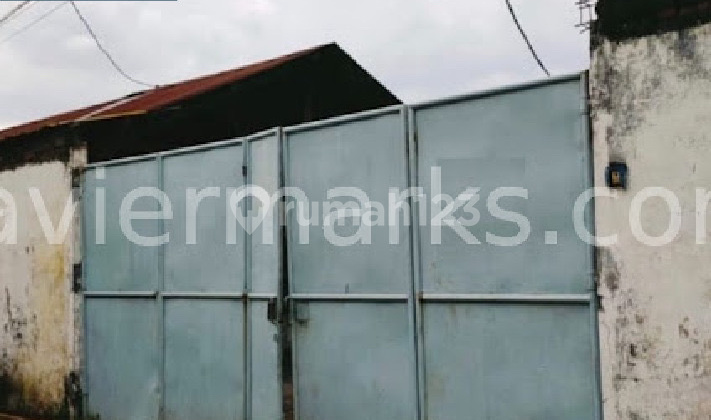 Land and building on Kemlaten Street, 20 meters from Mastrip Highway, area 736m2.