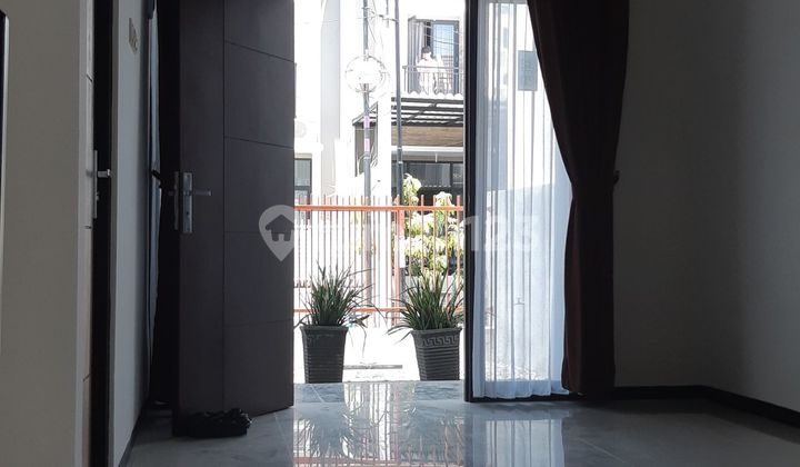 Rumah Di Alana Regency Tambak Oso Disewakan 2