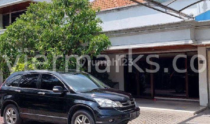 Rumah pusat Kota Jalan Diponegoro Luas 881m2 Dengan 5Kamar  1