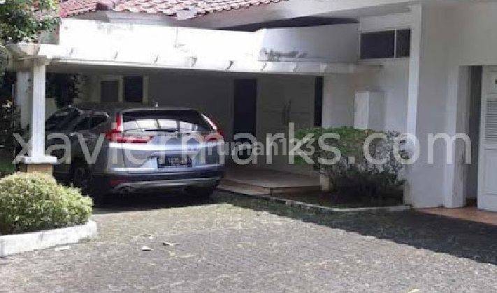 RUMAH KUNINGAN SETIABUDI JAKARTA SELATAN LUAS 981M2 HANYA 3KM KE LOTTE SHOPPING AVENUE, 5 MENIT KE RS MEDISTRA, 7 MENIT KE KUNINGAN CITY MALL 1