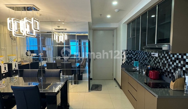 Condominium La Riz Mansion Private Lift Full Furnish lantai 6 dengan 3 bedroom