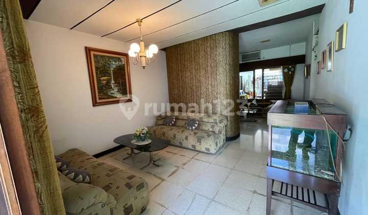 Rumah Kupang Indah Dimensi 15x46 Ada 5 Kamar Tidur & Pool 2