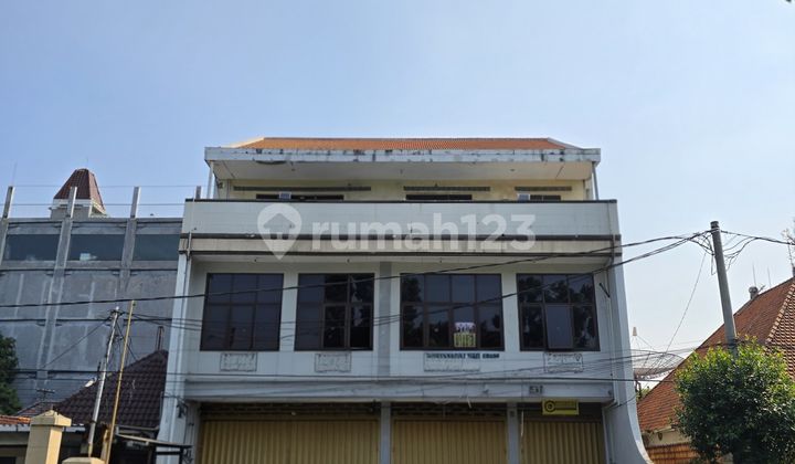 Diponegoro Townhouse, Unit 3, 4-storey Building, 14.5-meter Dimensions, Commercial Area in City Center 1