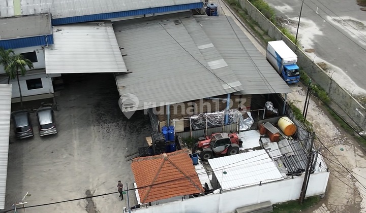 Gudang di Tambak Sawah Industri Waru - Sidoarjo Tanah 12.820M2, Bangunan 8.904M2 Ada 2 Kavling Jejer Gudang di Tambak Sawah Industri Waru - Sidoarjo Tanah 12.820M2, Bangunan 8.904M2 Ada 2 Kavling Jejer