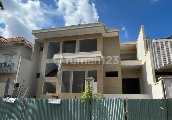 Puri Widya Utama House Dimension 14x21 Meters, 4 Bedrooms, Near International School.