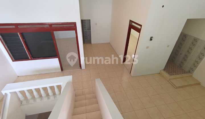 Rumah Ngagel Depan Lapangan Basket Luas160m2 Ada 5 Kamar Baru Renovasi 2