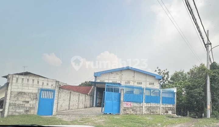 Warehouse on Raya By Pass Mojokertonear Aston Hotel, Land Area 1,155 Building 800M2, Includes Office Space