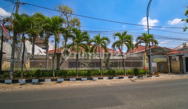 RUMAH ESBERG TIDAR MALANG DIMENSI 22X40 METER ADA 5 KAMAR TIDUR