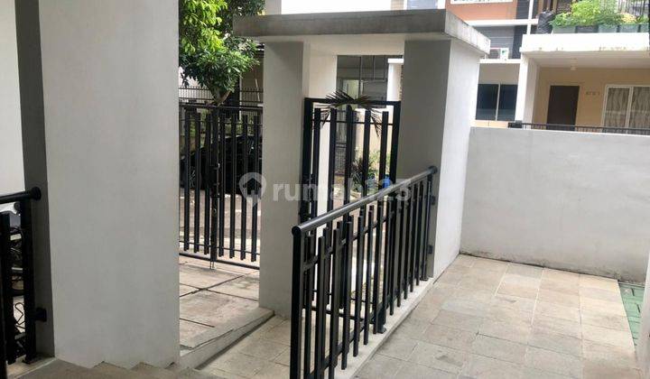 Semi Furnished Rumah 2 Lantai Anggrek Loka Bsd City 2