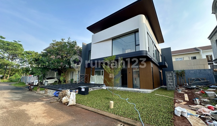 Hook Rumah 2 Lantai Cluster Cosmo The Icon Bsd City