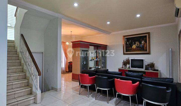 Furnished Rumah 2,5 Lantai Puspita Loka BSD City 2