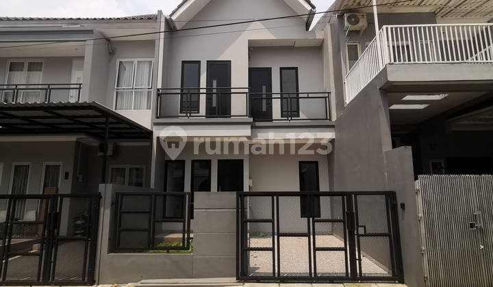 Dijual Rumah Bangunan Mandiri 2 Lantai Kencana Loka BSD City Dijual Rumah Bangunan Mandiri 2 Lantai Kencana Loka BSD City